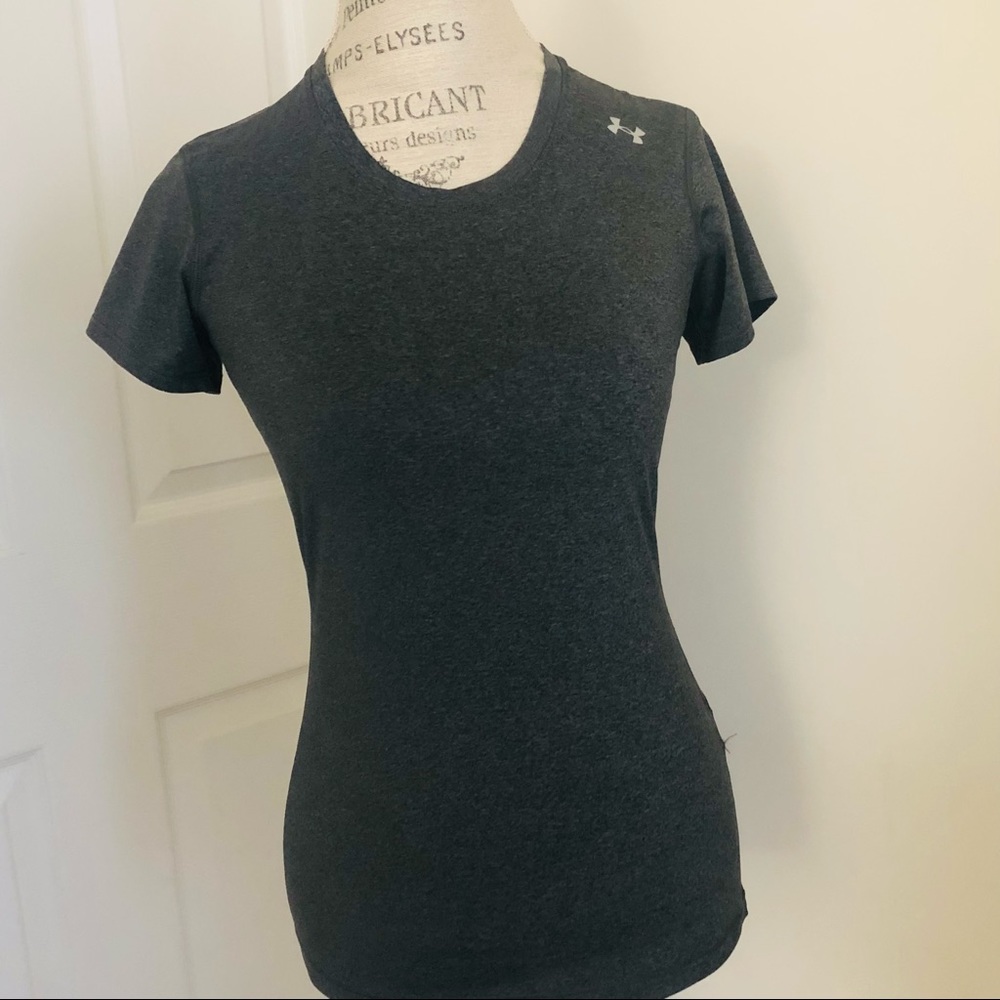 Under Armour Top